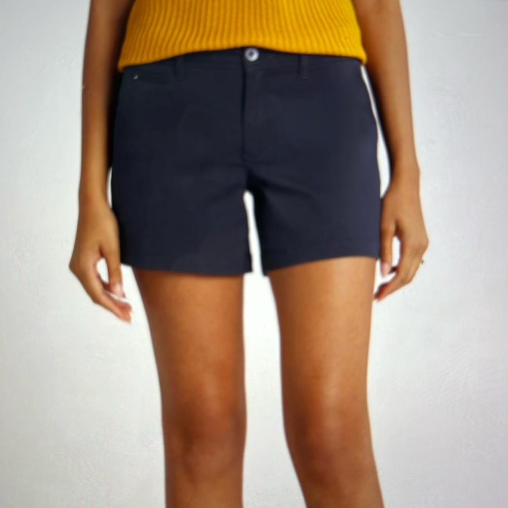 NWT. Market & Spruce Madison Mid Rise Chino Short